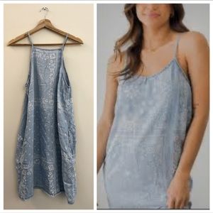 ANTHROPOLOGIE Cloth&Stone paisley bandana print chambray dress size medium